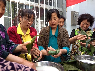 泰山区科大社区“邻里情 • 端午爱”爱粽分享主题活动