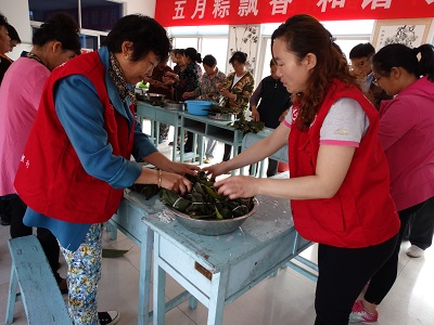 泰山区上高街道东岳社区庆端午志愿服务活动 (2)